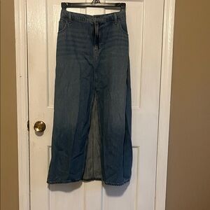 Old Navy Blue Mid-Rise Denim Skirt